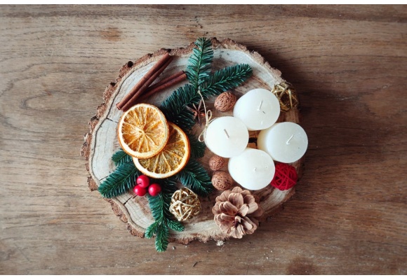 Aromaterapia navideña, crea un ambiente mágico con canela, incienso y velas